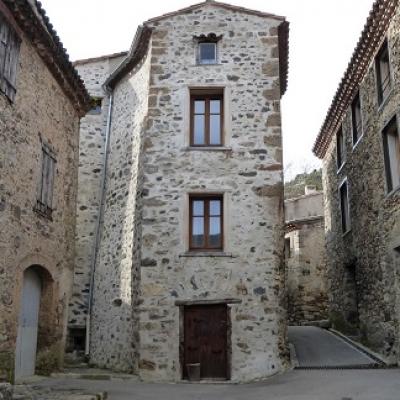 Learn french and discover the charming village of termes